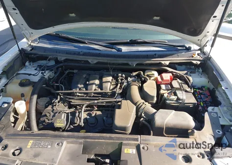 2014 Ford Flex Limited z USA, uszkodzony, nr VIN 2FMGK5D82EBD12666